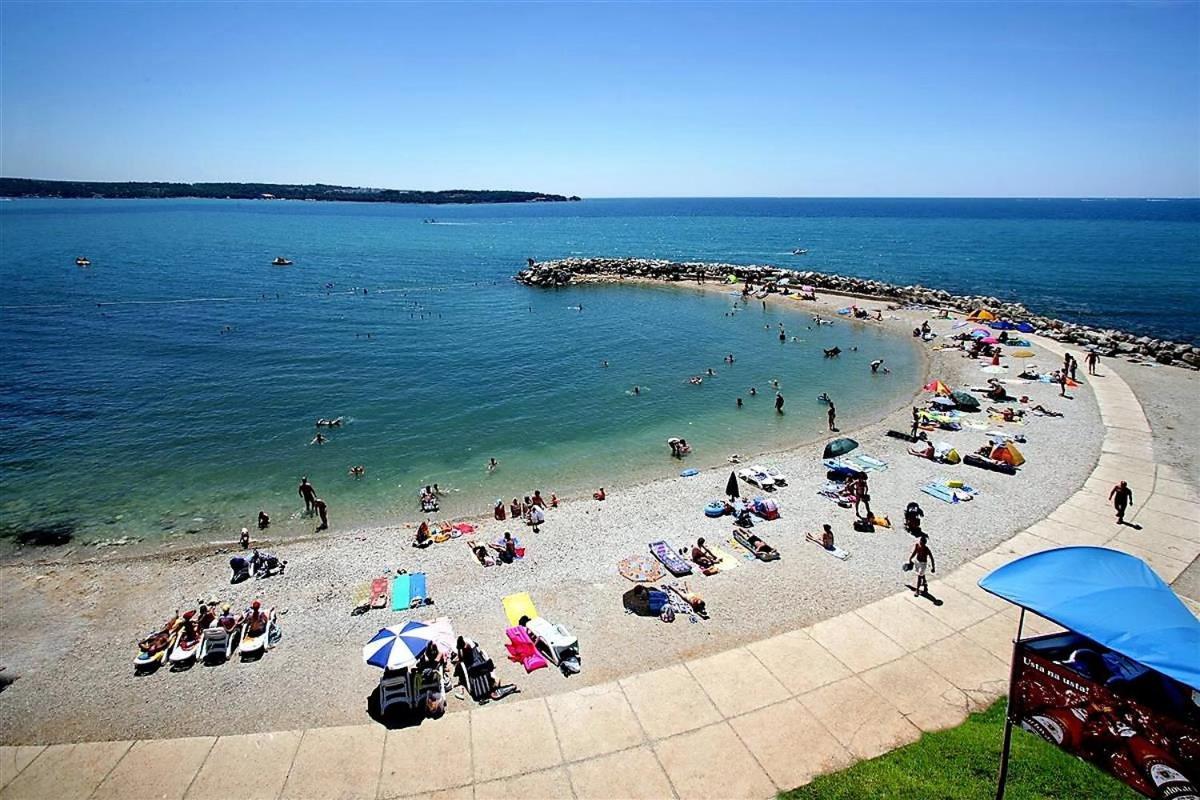 Ferienwohnung Sommer Novigrad Istria Esterno foto
