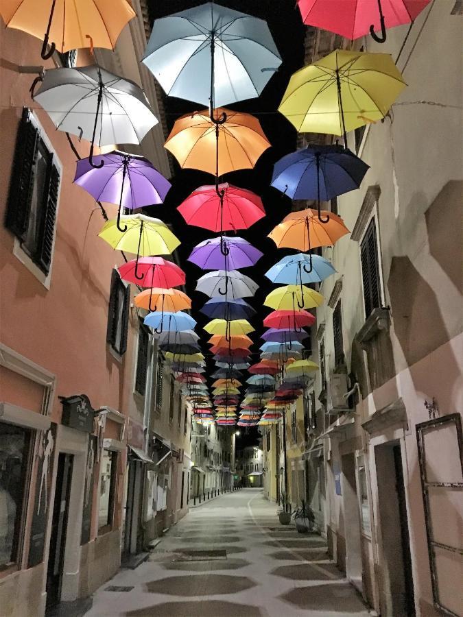 Ferienwohnung Sommer Novigrad Istria Esterno foto