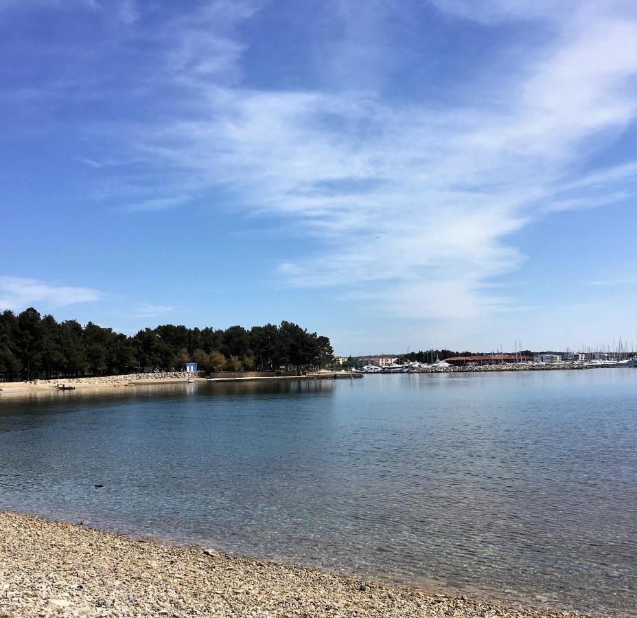 Ferienwohnung Sommer Novigrad Istria Esterno foto