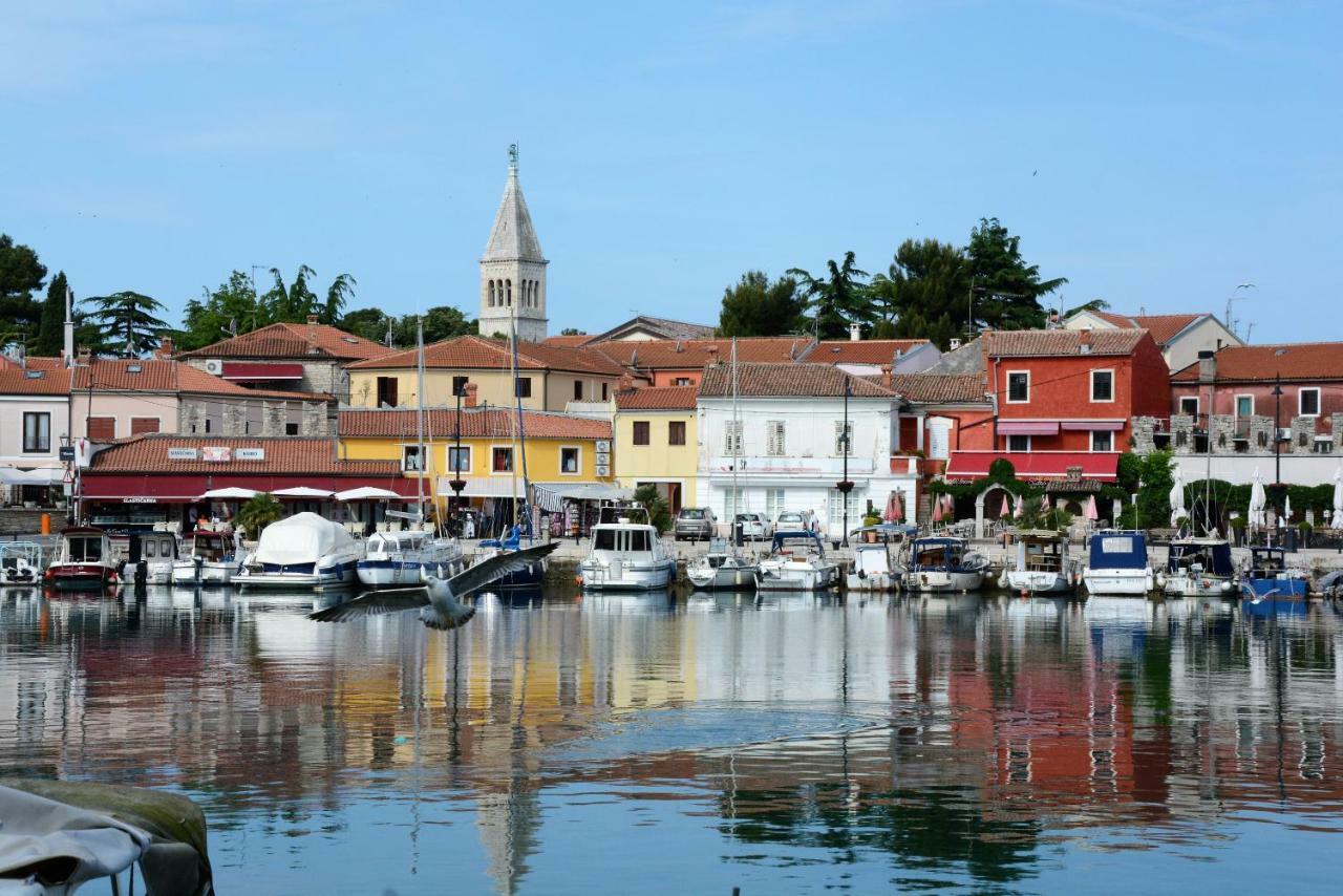 Ferienwohnung Sommer Novigrad Istria Esterno foto