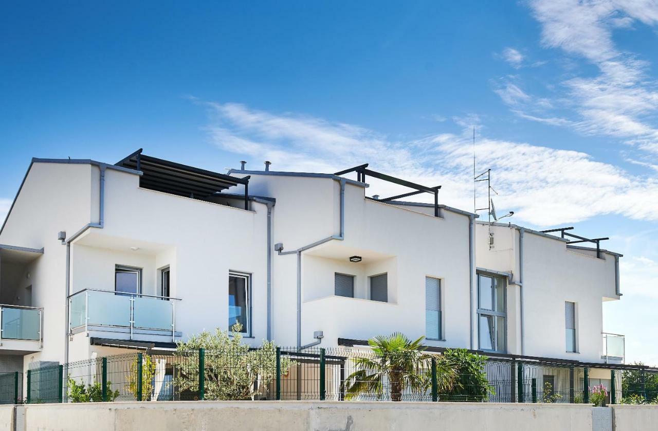 Ferienwohnung Sommer Novigrad Istria Esterno foto